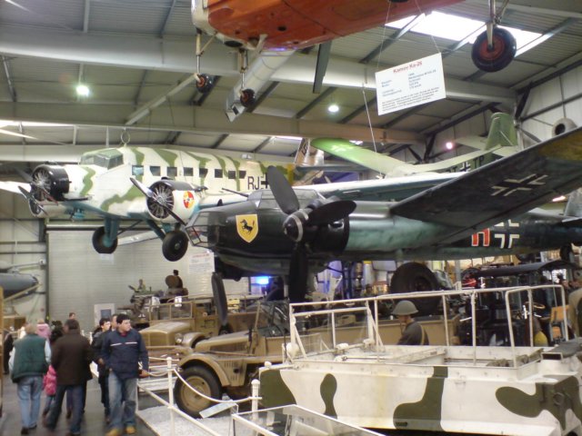 anotherju52backgroundandajunkersju88.jpg